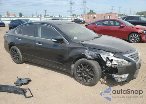 2013 Nissan Altima 2.5 z USA, uszkodzony, nr VIN 1N4AL3AP2DN560397